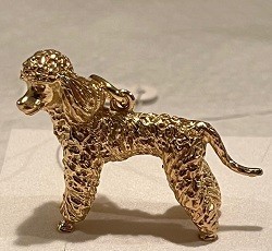 Edler Anhänger Pudel – Hunderassenschmuck in Gold oder Silber