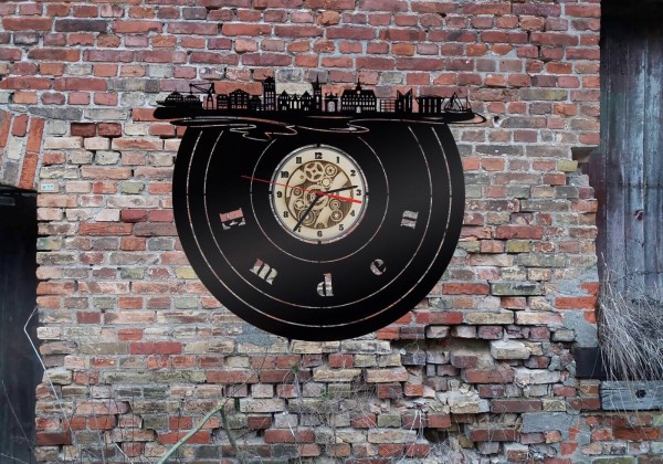 Emden Nordsee Stadt Skyline Holz Wanduhr